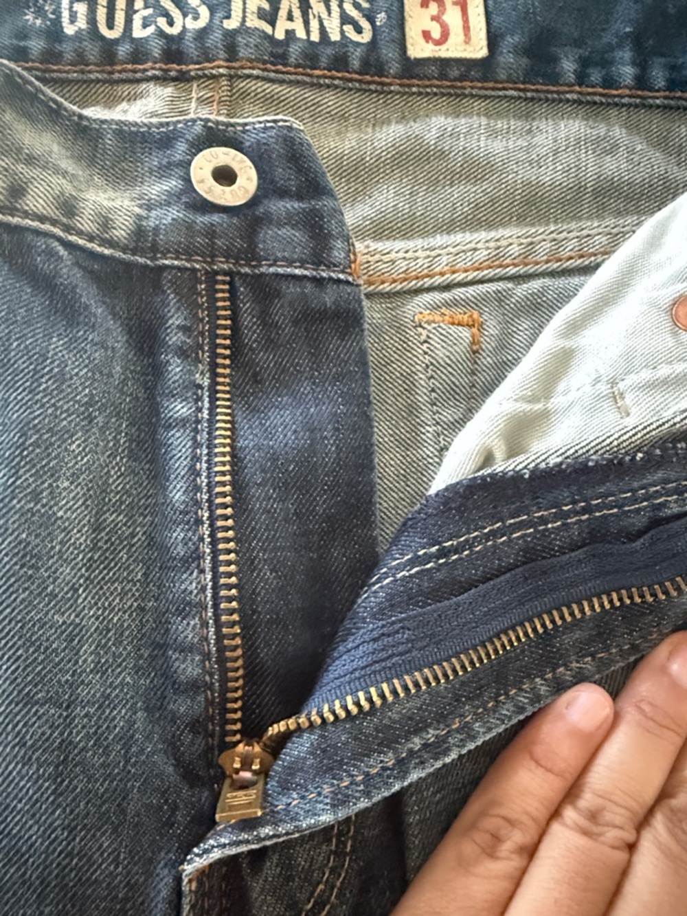 Guess Men’s Blue bootcut Straight Jeans size 31 - Picture 6 of 11
